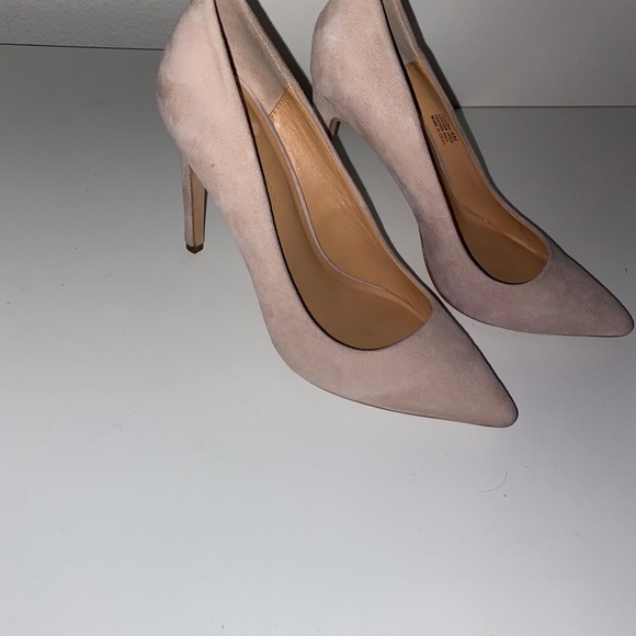 Halston Heritage Claudia Classic Pump size 6 - Picture 4 of 4